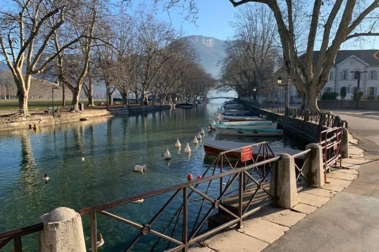 The Red Heart Of Annecy - Beautiful Apartment For 4 People Dış mekan fotoğraf